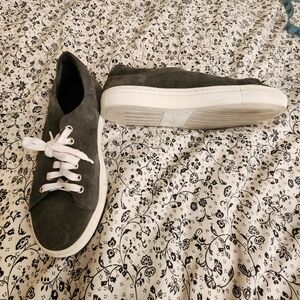 Lavo tennis shoes size men's 8